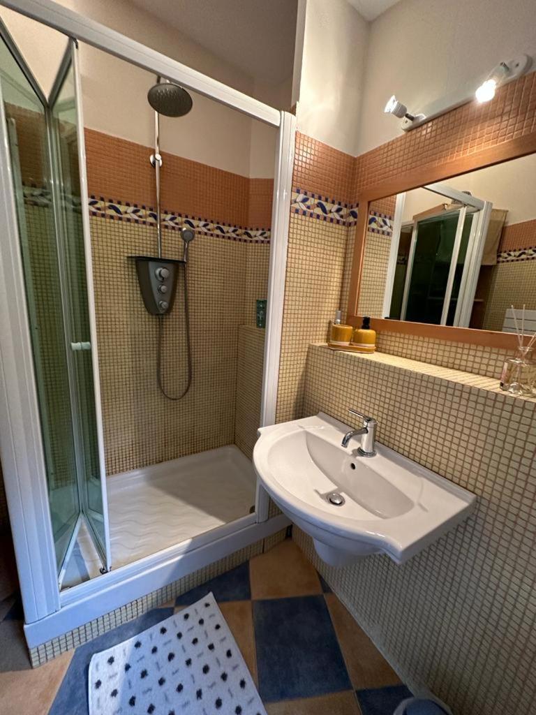 Studio Chez Charles Et Marie, Independant De La Maison, Acces Piscine, Tres Calme, Рокфор-ле-Пен Экстерьер фото